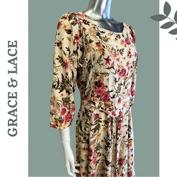 Grace & Lace Milan’s Floral Dress Waist Tie 3/4 Sleeve Cream Green Size Small - Picture 7 of 9